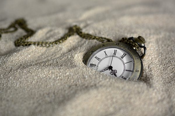 記事:パナソニックが導入か、「時間単位年休」についてのイメージ画像